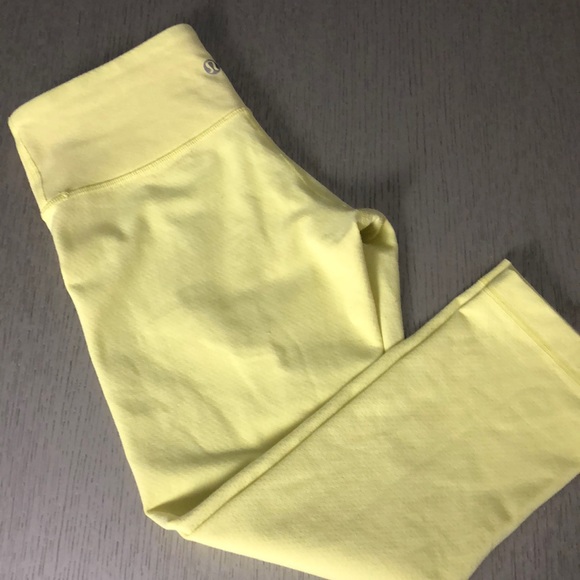 rara Lululemon Wunder Under yellow  cotton size 4 - Picture 1 of 7